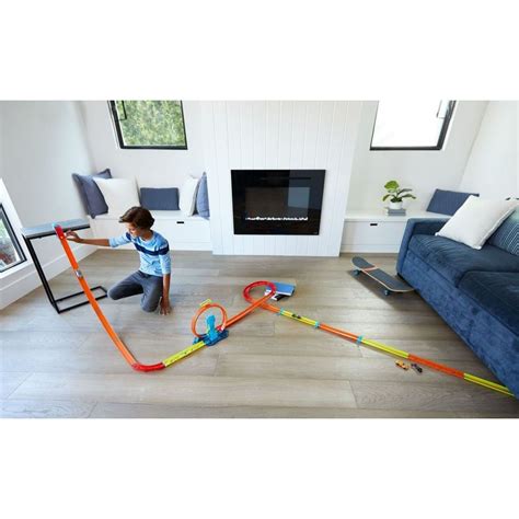 Mattel Hot Wheels Track Builder Set Pro Stavitele Premium Curve Pack Max Kovy Hra Ky