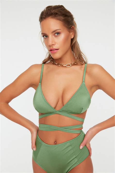 TRENDYOLMİLLA Yeşil Bağlama Detaylı Bikini Üstü TBESS22BU0045 Fiyatı Yorumları Trendyolmilla