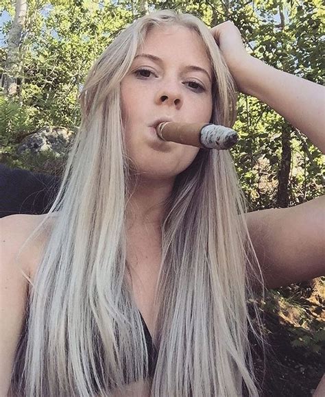 Pin On Babe Cigar Habanos