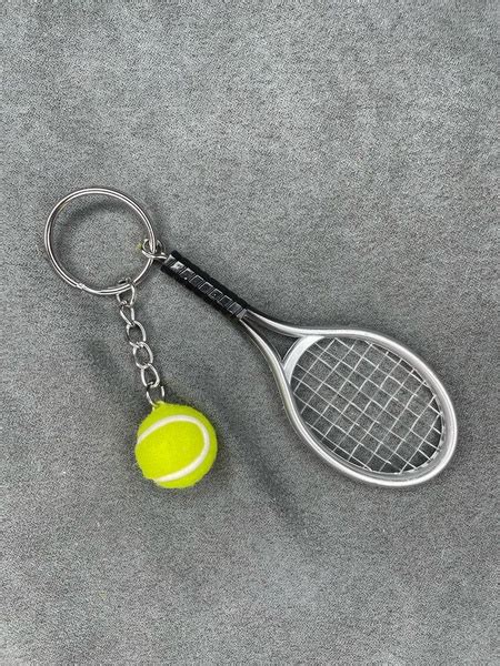 Металлический брелок Теннисная ракетка с мячом - купить с доставкой по ...