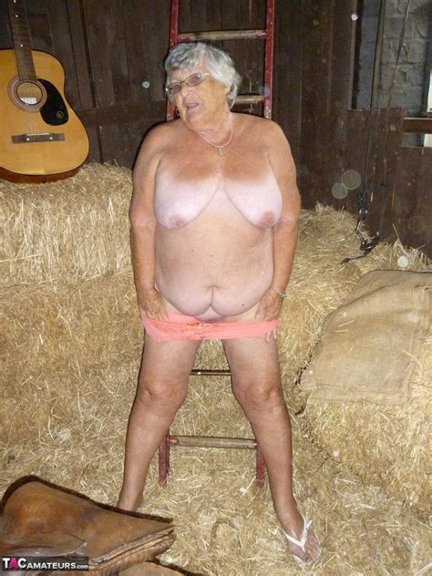 Granny Frolics In The Hay Porn Pictures Xxx Photos Sex Images Pictoa
