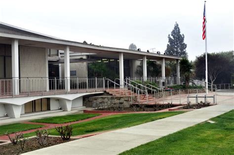 LA PUENTE CITY HALL - Updated January 2025 - 10 Photos & 21 Reviews ...