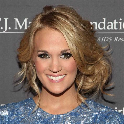 Carrie Underwood Medium Straight Hair