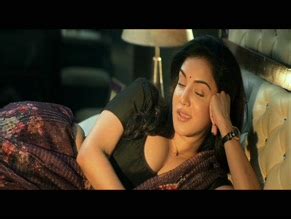 HONEY ROSE Nude AZNude