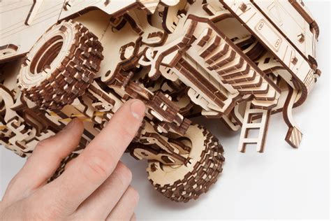 Сборная модель из дерева EWA Комбайн с жаткой — Eco Wood Art (EWA ...