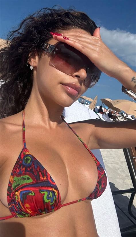 Chantel Jeffries Turns Heads In Bikini During Miami Beach Day Cirrkus News