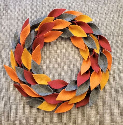 DIY Felt Leaf Wreath – Our Little Nook