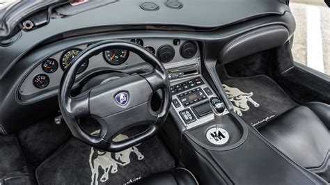 2001 Lamborghini Diablo Interior