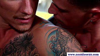 M Sculo Tatuado Golpeando El Culo Apretado Xvideos