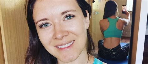 Carla Jara posó en bikini y recibió una lluvia de halagos Tecache cl