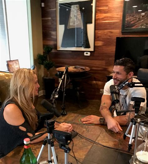 Experts Reveal Aubrey Keys Path To Healing After The Nude Photo Leak