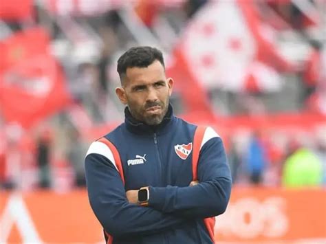 Carlos Tevez Renunció A Su Cargo Como Entrenador De Independiente Bonelli