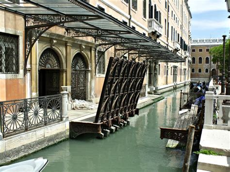 Procuratie Nuove Palazzo Reale Rio Della Zecca Elias Rovielo Flickr