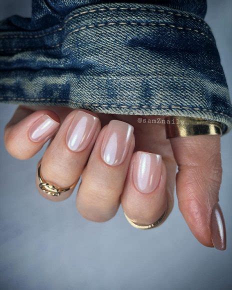 Best Short Nude Nails That Never Go Out Of Style