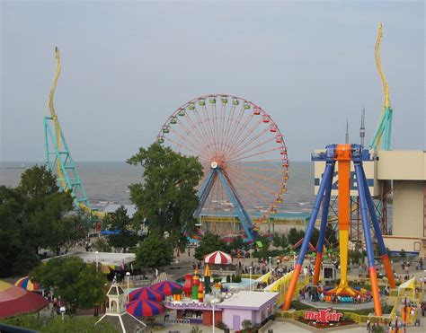 Ferris Wheel Manufacturers