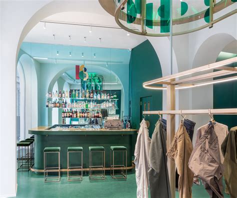 Fashion Store by Day, Cocktail Bar by Night — Pop-Up City
