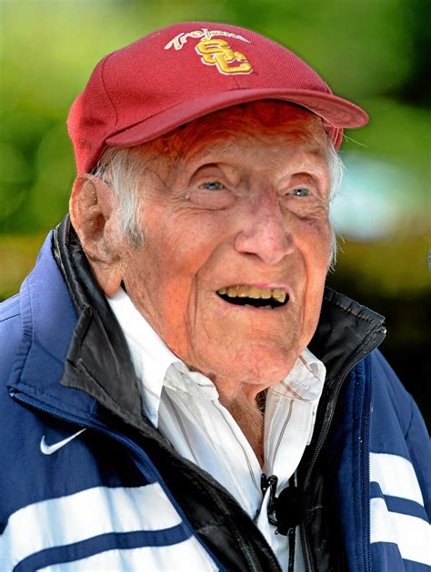 Louis Zamperini War Hero Olympic Distance Runner 2015 Rose Parade