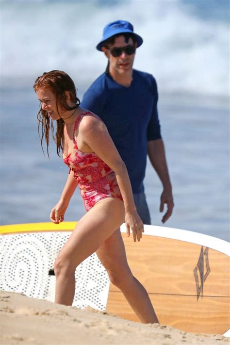 Isla Fisher Showed Off Her Sexy Ass In A Bikini On The Beach The Fappening
