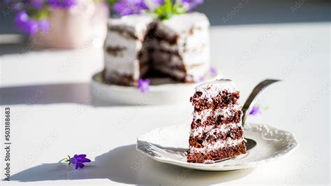 Naked Cake Urodzinowy Tort Aran Acja Sto U Stock Foto Adobe Stock