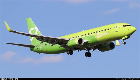 RA-73665 | Boeing 737-8ZS | S7 Airlines | Vitaly Revyakin | JetPhotos