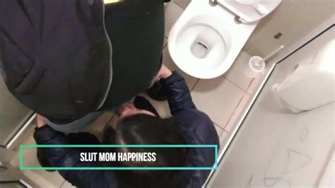 Putain De MILF Dans Les Toilettes Publiques Pornhub
