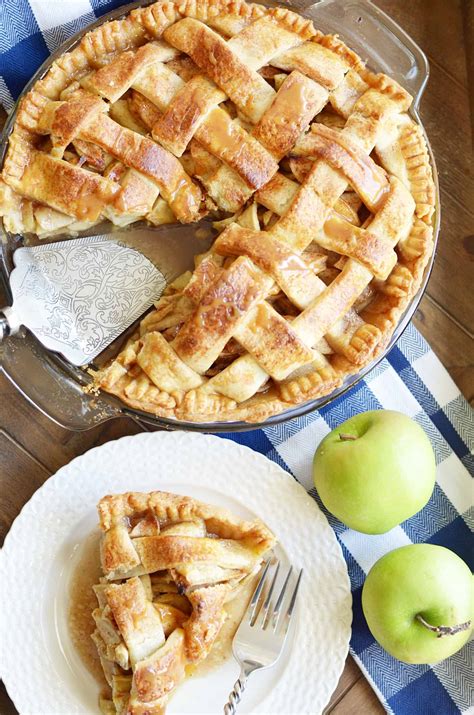 Paula Deen's Apple Pie Recipe - Something Swanky Dessert Recipes