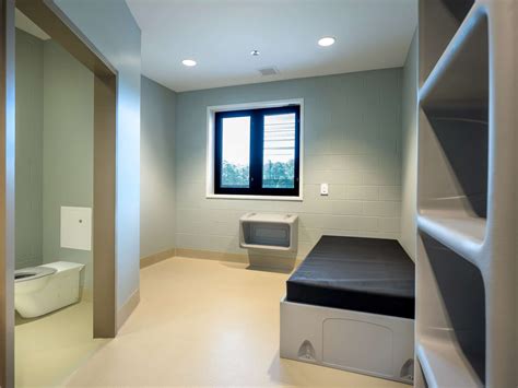 Secure Medical Facility | Business Interiors