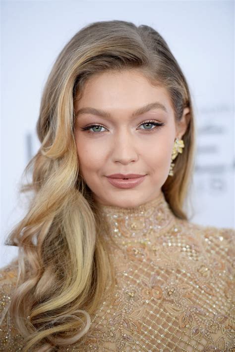 Gigi Hadid Holiday Hair And Makeup Ideas POPSUGAR Beauty Photo 30