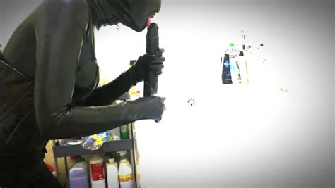 BBC Dildo Deepthroating AShemaletube