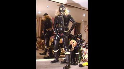 Roxina Retro Rubber Gurl X Gay Man Porn XHamster