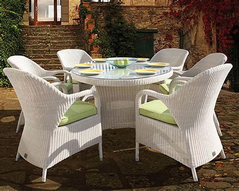 Modern Patio Furniture