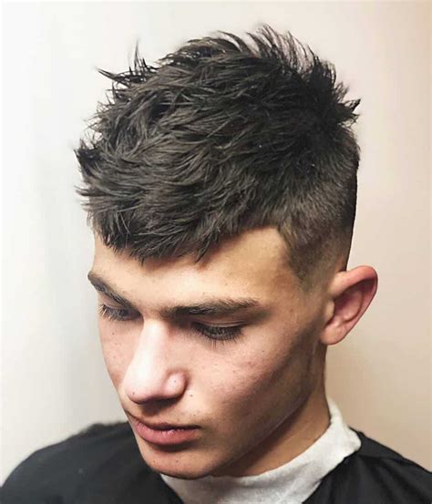 Top 14 Mens Hairstyles 2020 100 Photos Right Haircut For Men 2020