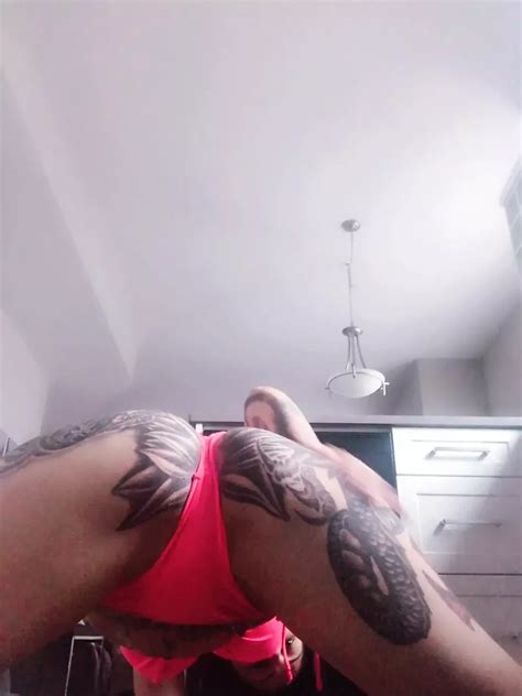 Squatting Amateur Amateur Porn Feat Darcy Diamond By Faphouse Xhamster