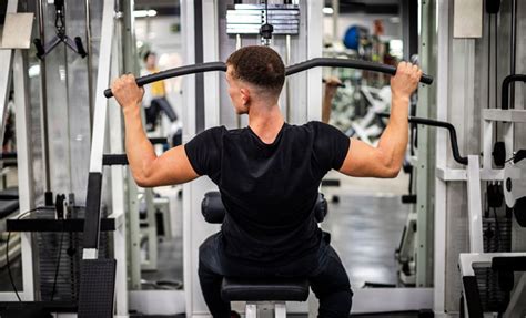 mengenal teknik drop set  manfaatnya bagi otot  sfidn