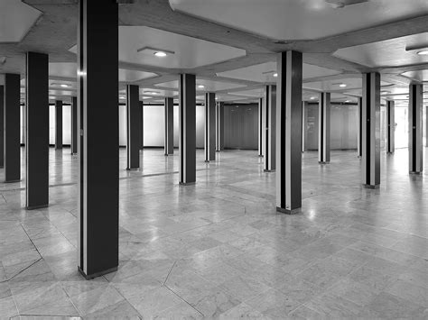 interiores pisos      interiores pisos stock