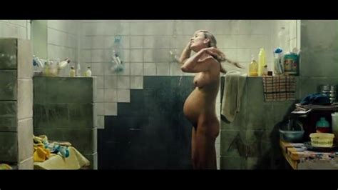 Naked Martina Gusman In Lion S Den