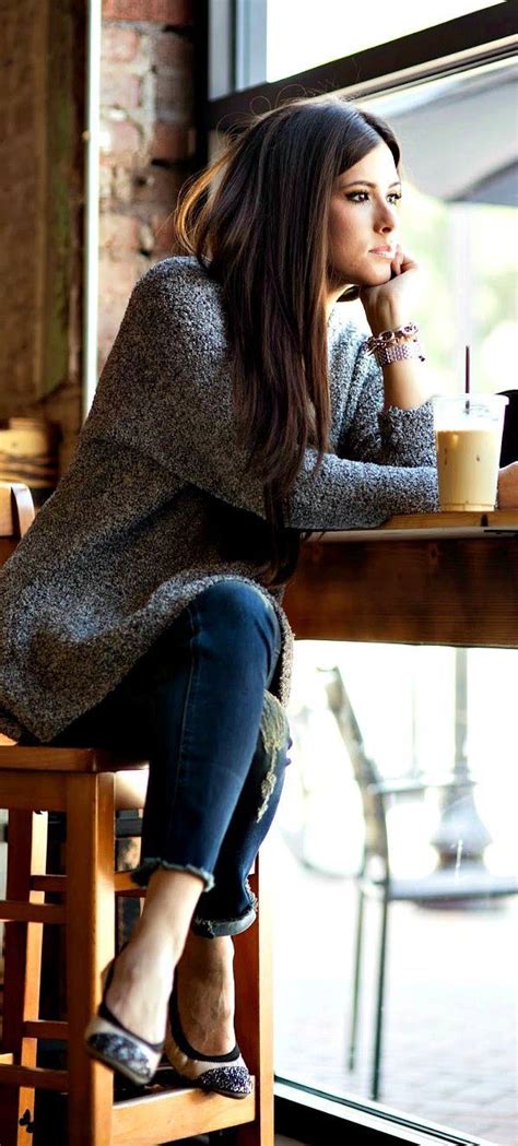 Imagenes Para Tus Novelas Chicas Mirando La Lluvia Fashion Coffee