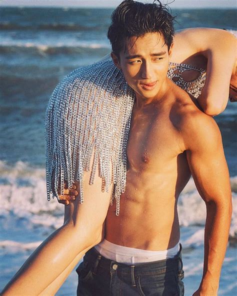 trai đẹp Việt không làm gì cũng cứ hot chỉ vì ngày càng phong độ và nam tính