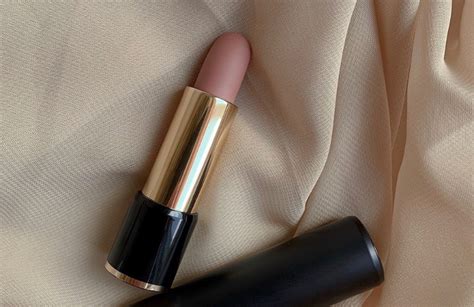 Kako Da Vam Ten Be Deluje Isprano Uz Nude Usne Lepotica Rs