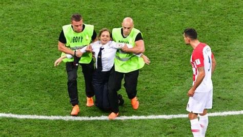 Coupe du monde Voici le sort réservé aux Pussy Riot qui ont envahi le terrain lors de la