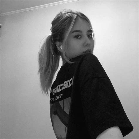 Xo Hot Cam Model Free Live Sex Show Chat Stripchat