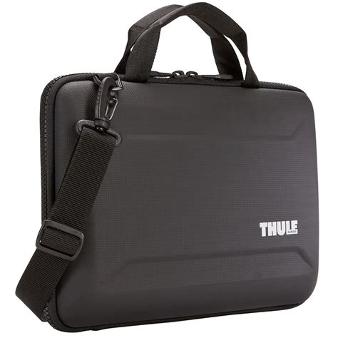 Купить Сумка Thule Gauntlet для MacBook Pro 13, чёрный (3203975) в Москве