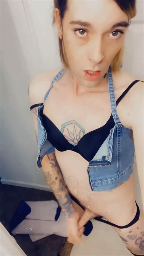 Country Girl Strokes Her Clit Shemale Lingerie Lingerie Porn Feat Carmenmelatonin Xhamster