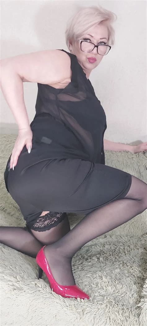 Busty Aimee Hot Milf Dildo In Her Asshole Pics Xhamster