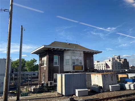 Passengers are complaining about lirr to jamaica seating issues 2