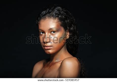 Fashion Naked African Woman Studio Stands Stock Photo 519385957 Shutterstock