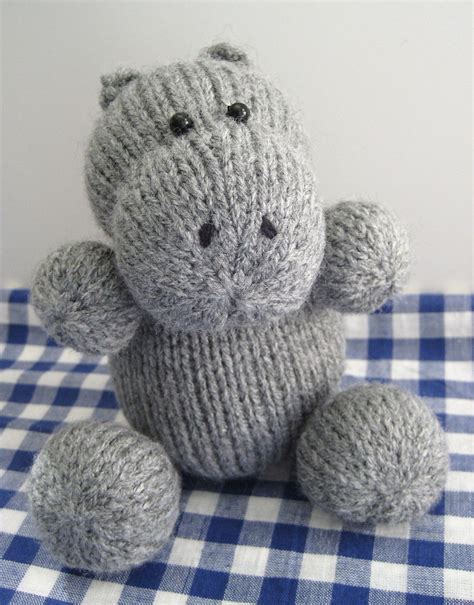 Huggins The Hippo Toy Animal Fluff And Fuzz Knitting Pattern 300