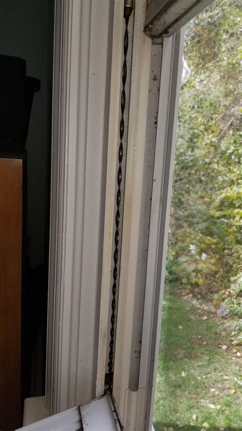 Window keeps falling down. How to fix? : r/HomeRepair