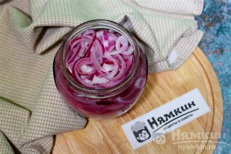 Маринованный красный лук полукольцами рецепт пошаговый с фото - Nyamkin.RU