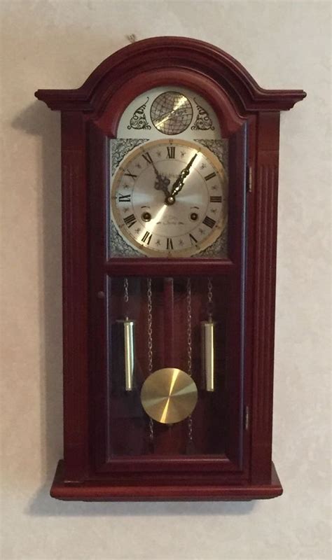 Vintage Waltham Tempus Fugit 31 Day Wall Clock Chimes Pendulum Wall Clocks Clocks And Walls